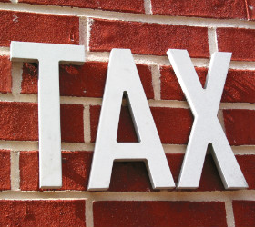 flat or progressive taxes