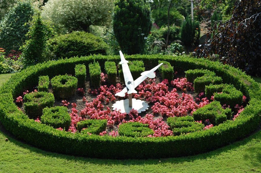 20.13 rs-gardenclock 1386821 77277854