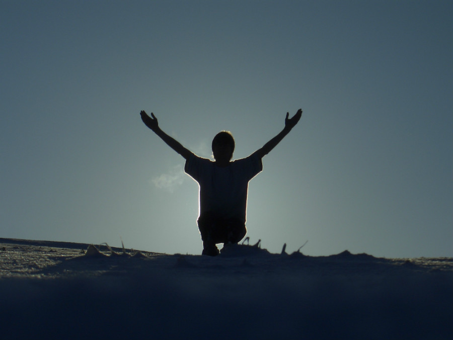 22.2 rs-woshipthelivinggod 1381608 36094830