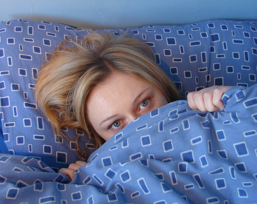 26.14 crs girlinbed 1034045 56715244