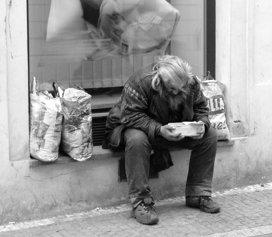 29.14 crs homeless and ad 1437644 1920x2560